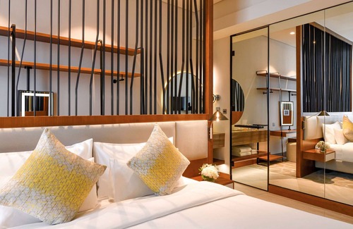 Garhoud Hotel | Grand Mercure Dubai City