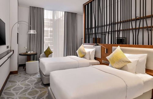 Garhoud Hotel | Grand Mercure Dubai City