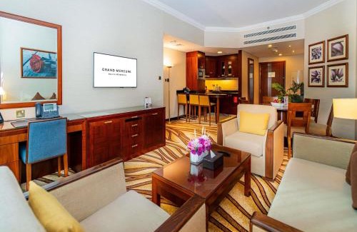 Al Zahiyah Apartment | Grand Mercure Majlis Residences