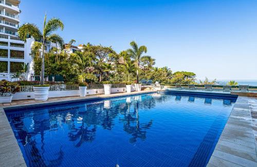 Conchas Chinas Apartment | Grand Miramar A101