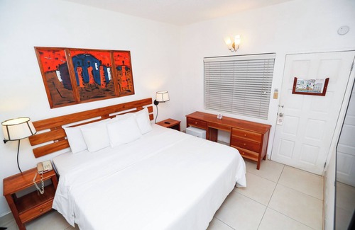 Runaway Bay Hotel | Grand Muthu Runaway Bay Club Caribbean