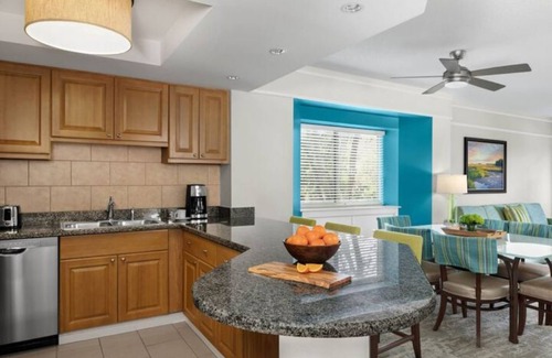 Hilton Head Island Resort | Grand Ocean view, plenty of pools, games, close to rest and shopping.