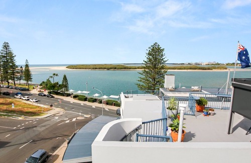 Caloundra Apartment | Grand Pacific, Unit 65, 100 Bulcock St, Caloundra
