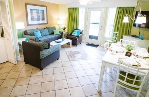 Surfside Beach Apartment | Grand Palms Resort