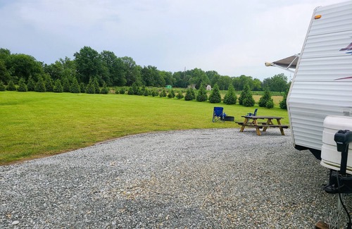 Sheridan RV Rental | Grand Park RV Site, 8 min away! Westfield/Sheridan, for a convenient getaway!