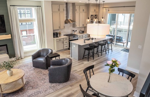 Westfield House | Grand Park Westfield New Townhome-4 Bedrooms, 7 Beds