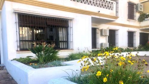 Torre del Mar Apartment | Grand patio apartment