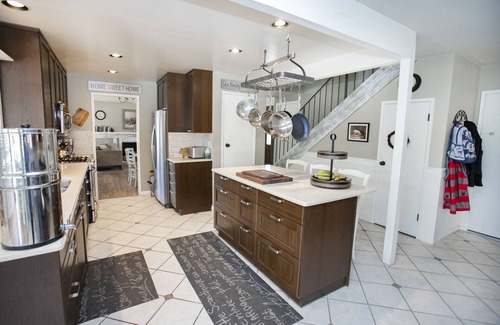 Bonita House | Grand Piano, Stocked Kitchen, Modern Decor