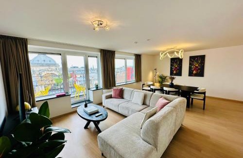 Lower Town Apartment | Grand Place View - 2bd - Exclusive Apartment