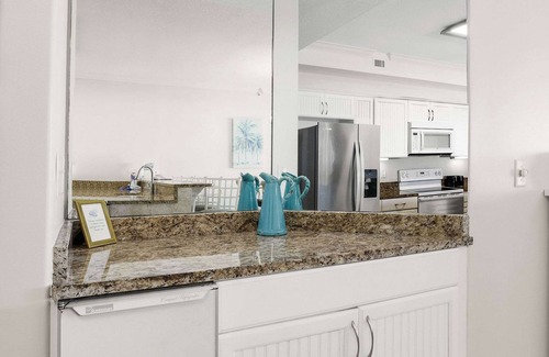 Orange Beach Apartment | Grand Pointe 411 3 3 5 Gulf-front A Amenities