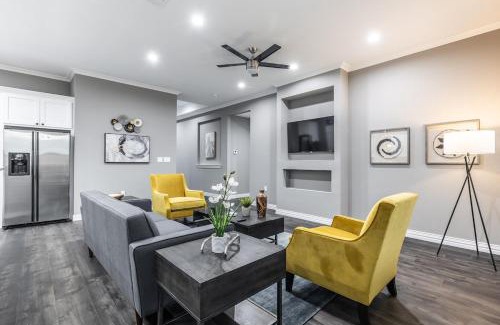 South Arlington House | Grand Prairie Getaway