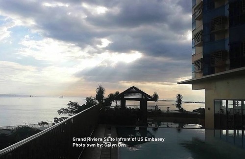 Ermita Condo | Grand Riviera Condotel Near St Lukes Medical Center