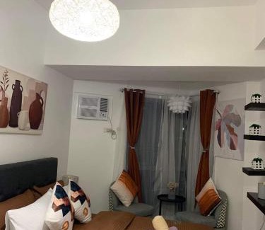 Ermita Apartment | Grand Riviera Suites Comfy Condo near US Embassy Manila Bay Roxas Blvd Ermita Manila