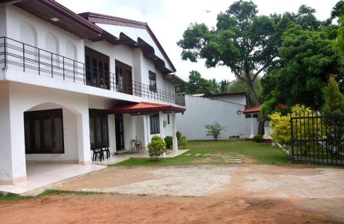 Anuradhapura Hotel | Grand Royal Villa