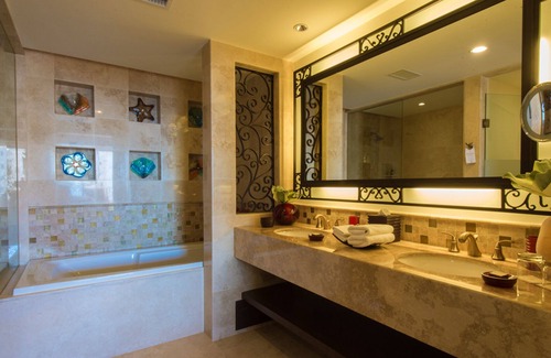 Marina Resort | Grand Solmar Land's End 5 STAR Luxury Master Suite - Resort Next to Famous Arch