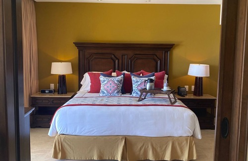 Marina Resort | Grand Solmar Lands End - Ocean Front Resort - Grand Master Suite - Golf Access