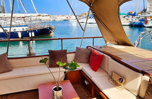 Banyuls-sur-Mer Boat Rental | Grand Standing rental in Banyuls sur Mer