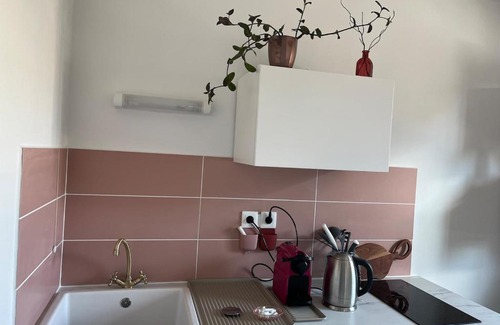 Castelnau-le-Lez Apartment | Grand Studio avec Parking et Wifi