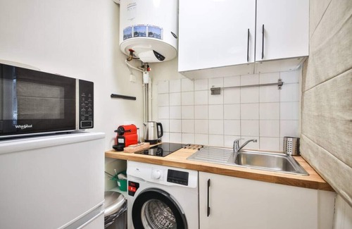 Saint-Thomas-d'Aquin Apartment | Grand Studio#jardin Luxembourg#necker#fullequipped