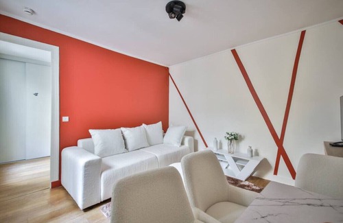 Saint-Thomas-d'Aquin Apartment | Grand Studio#jardin Luxembourg#necker#fullequipped
