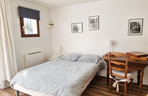 Bois-d'Arcy Apartment | Grand Studio Lumineux pour 4 personnes