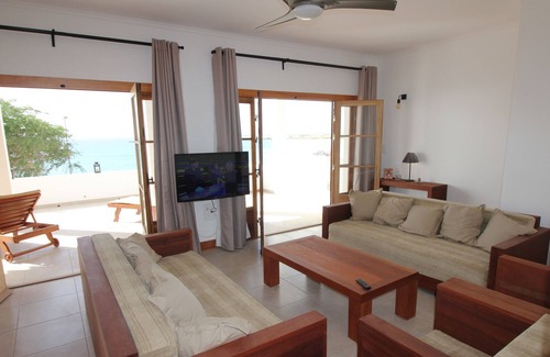 Vila do Maio Bed & Breakfast | Grand Suite Césaria, luxury and refinement facing the ocean