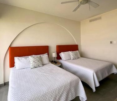 Playa Diamante Apartment | Grand SUITE DIAMANTE COPAN 301