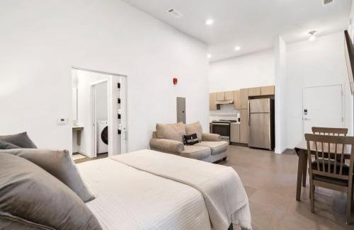 Rogers Apartment | Grand Suite Pinnacle Brownstones