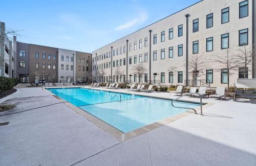 Rogers Apartment | Grand Suite Pinnacle Brownstones