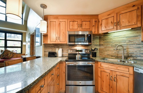 Park City Hotel | Grand Summit Hotel, Park City - Canyons Village