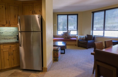 Park City Condo | Grand Summit Hotel Spacious Family Suite by RedAwning - Save 20% on 7+ Nights!