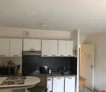 Lalande-Grand Selve Apartment | Grand T1 bis avec jardin exposé plein sud et salle de sport