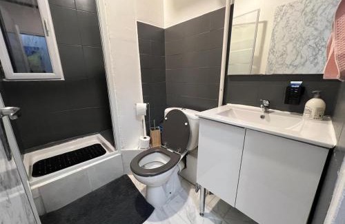 Montreuil Apartment | Grand T1 confortable - Calme et Proche de Paris