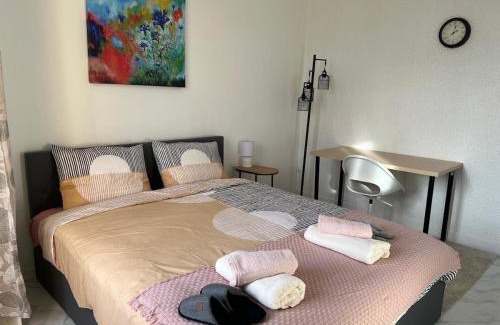 Montreuil Apartment | Grand T1 confortable - Calme et Proche de Paris