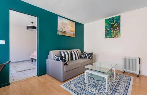 Alfortville Apartment | Grand T2 50m2 - 10min Paris Orly - Jacuzzi - Fan