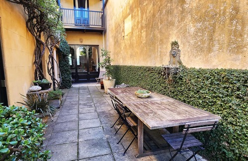 Paddington House | Grand Terrace with Secret Garden + Parking in Central Location - 4 Bedrooms