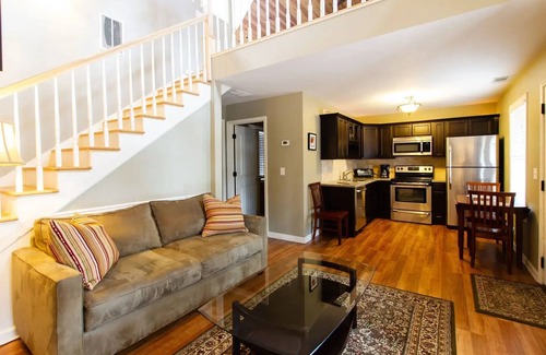 Dahlonega Villa | Grand View Villa on Choice Ave - Steps to Downtown