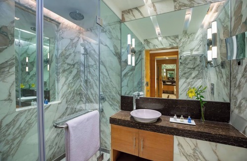 Aerocity Hotel | Grand Villa
