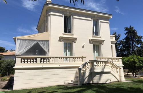 Fabron House | Grand Villa with park near the seaside