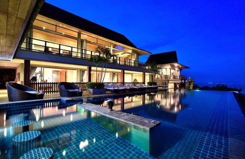 Bang Po Villa | Grand Vista