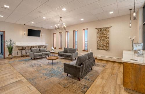 Williston Hotel | Grand Williston Hotel and Conference Center