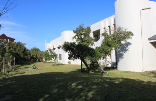 Port Alfred Apartment | Grand Yellow Apartment