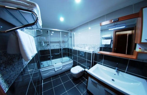 Talimhane Hotel | GRAND ZENTRUM HOTEL CAFE RESTAURANT - Taksim Square