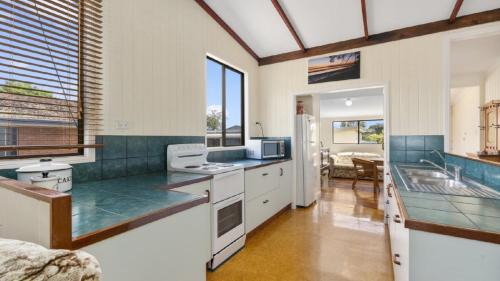 Bellara House | Grandads Beach House