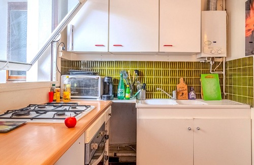 Lemasson Apartment | Grande Chambre Dans Appartement Spacieux Proche Gare Saint Roch