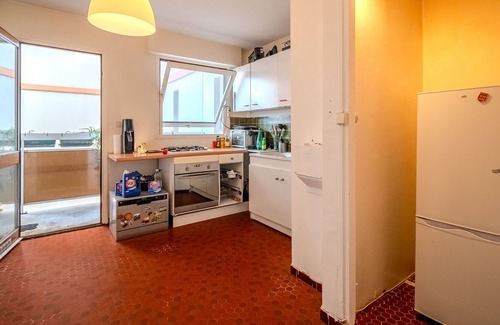 Lemasson Apartment | Grande Chambre Dans Appartement Spacieux Proche Gare Saint Roch