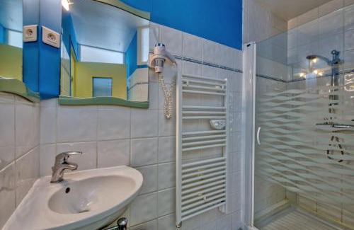 Saint Nazaire sur Charente House | Grande Maison Familiale Bord De Mer