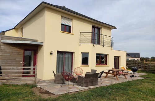 Lampaul-Ploudalmezeau House | Grande Maison à Moins de 800 Mètres à Pied de la Plage