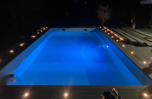 Redon House | Grande Maison Avec Piscine