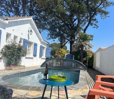 La Gueriniere House | Grande maison de vacances avec piscine